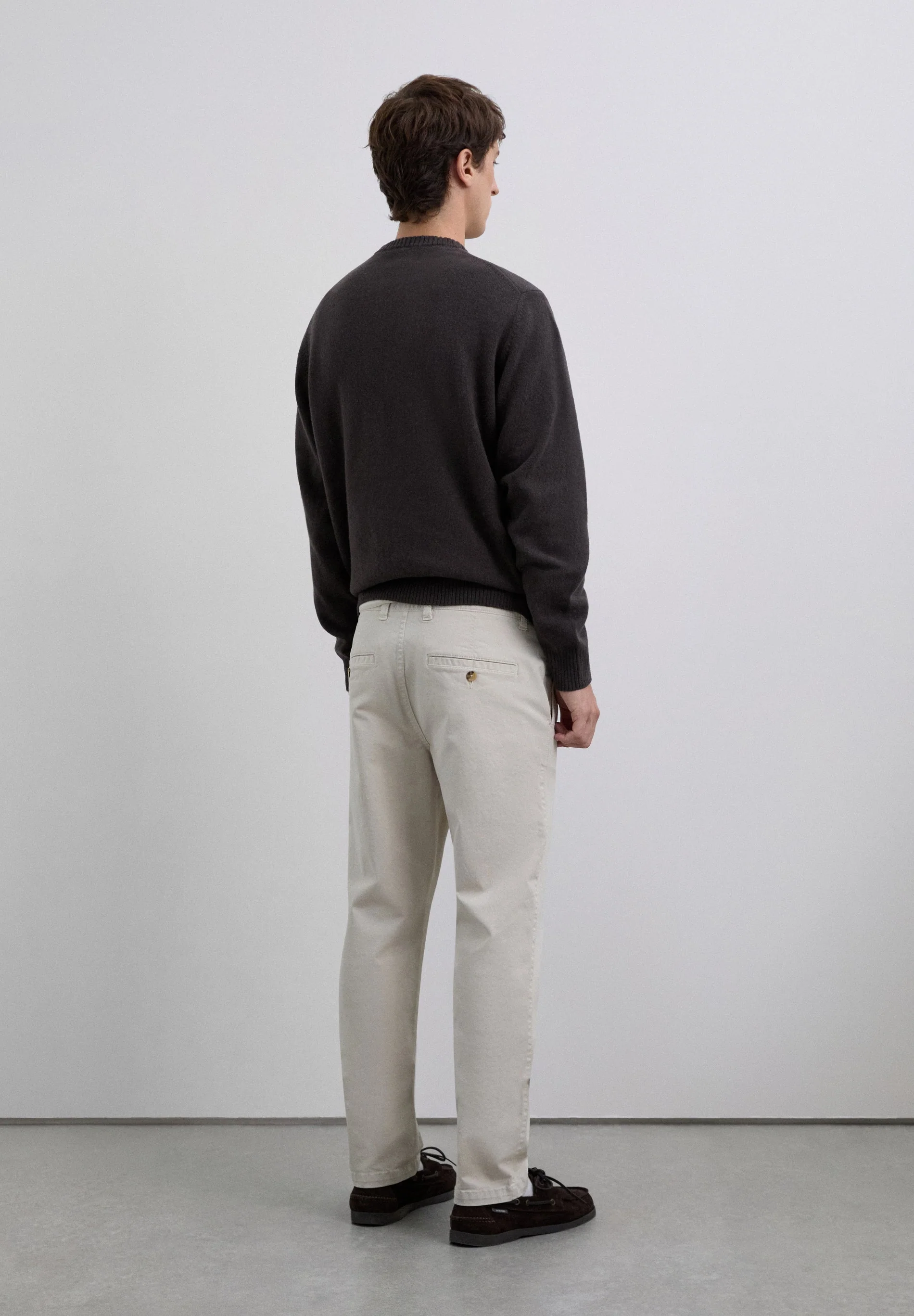 CALÇAS CHINOS CASUAL - Image 4