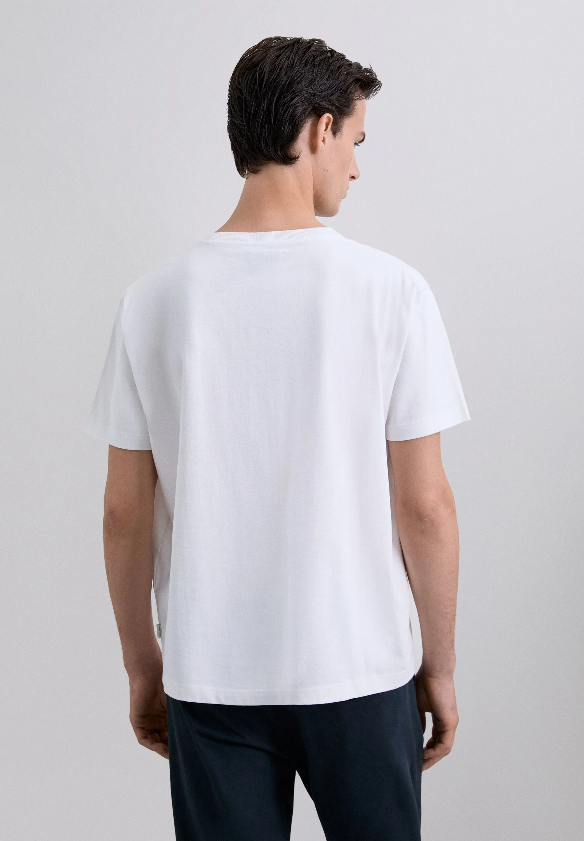 T-SHIRT HEAVY WEIGHT DE ALGODÃO - Image 5